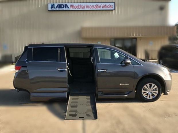 2016  Honda  Odyssey Ex-l  Braunability Honda Entervan  Mini Van 